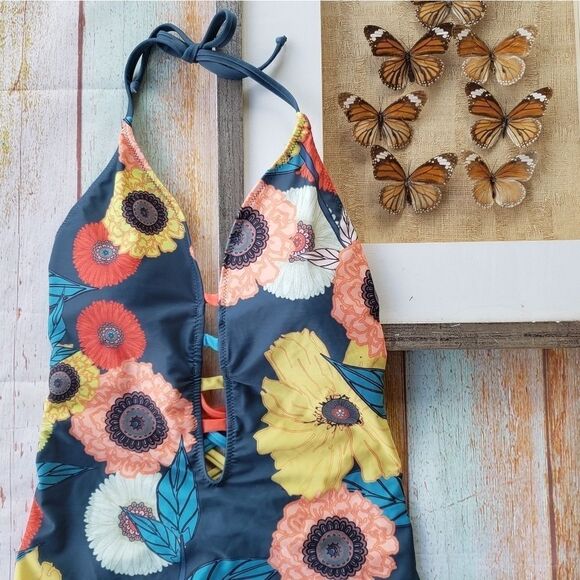 Modcloth The Tereza One-Piece‎ Floral SwimsuitS - Picture 4 of 8